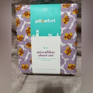 Pillowfort Floral Microfiber Sheet Set Twin- Purple with Yellow Accents